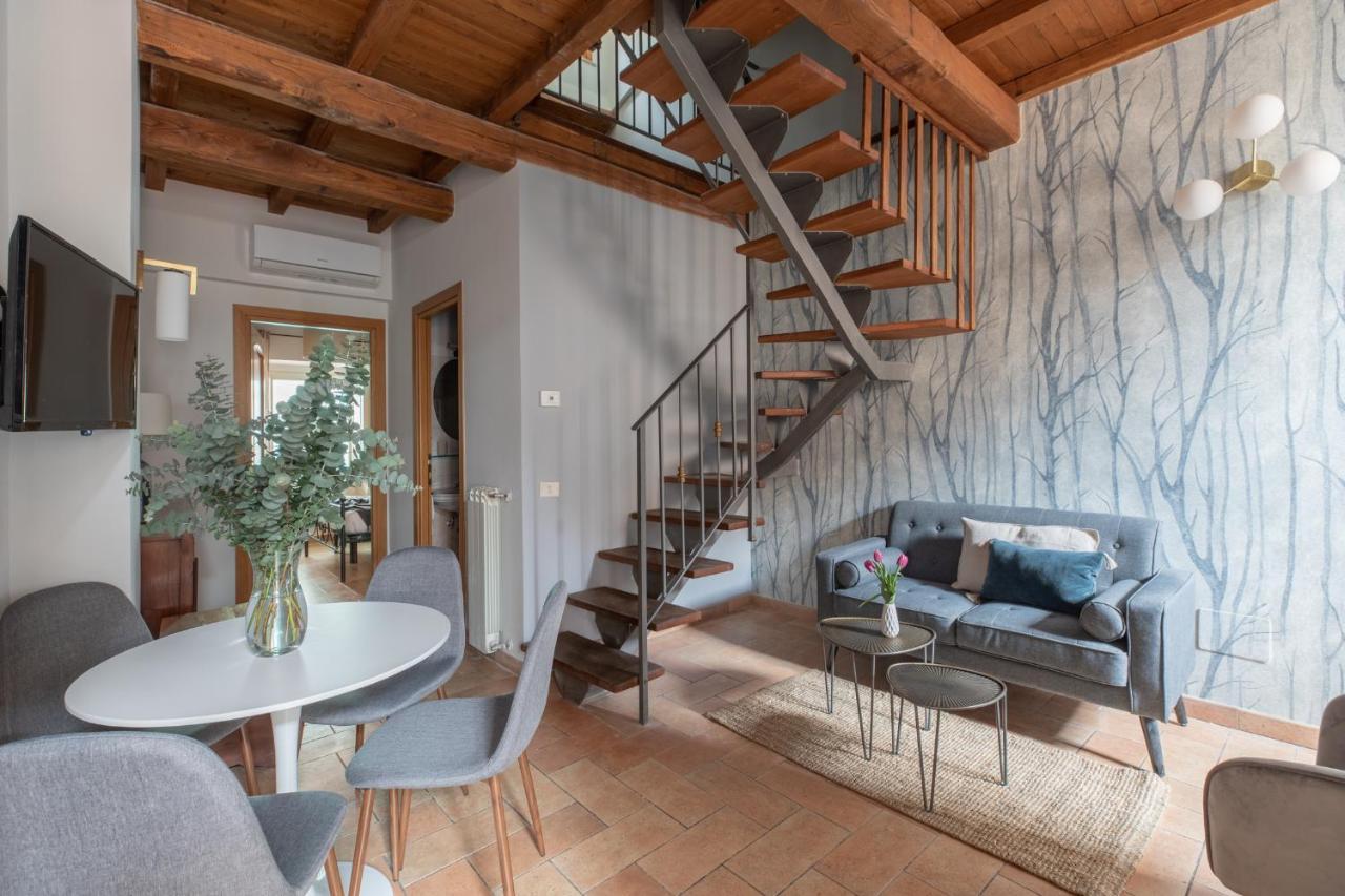 Iflat Charming Apartment Near Piazza Venezia 罗马 外观 照片